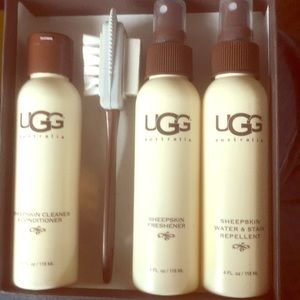 UGG Sheepskin Care Kit